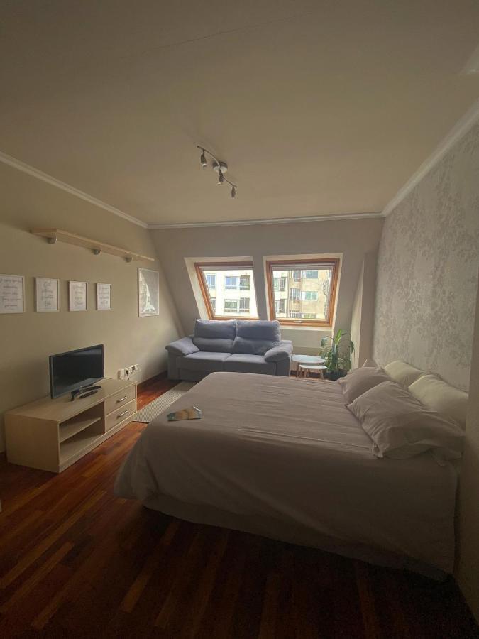 Estudio Plaza Eliptica B&B Vigo Exterior photo